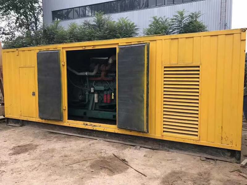 新巴尔虎右柴油发电机组滤清器内充满机油但压力不足如何进行故障排查?