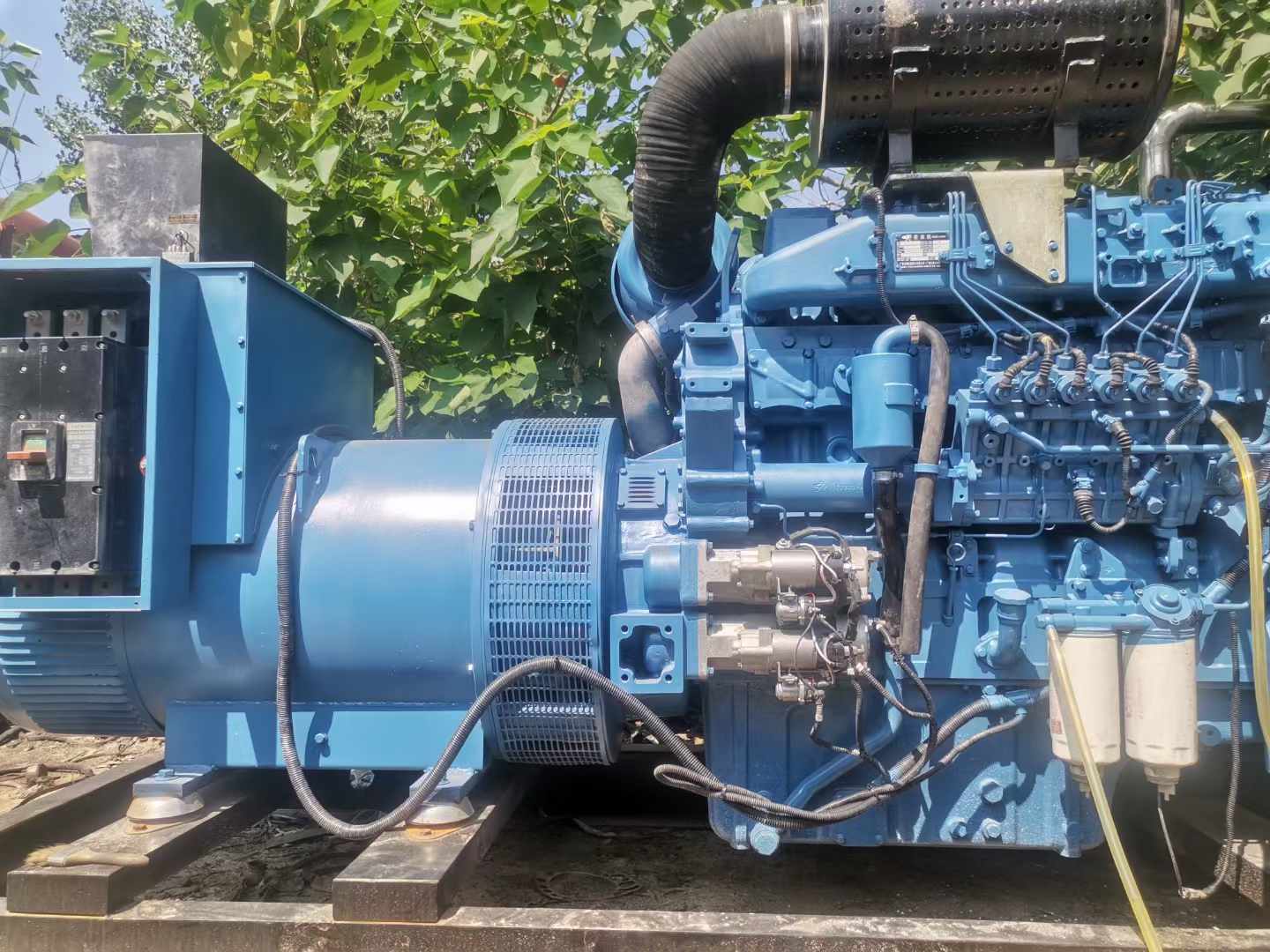 新巴尔虎右详细说明降低 800kW 柴油发电机输出电流波动的方法