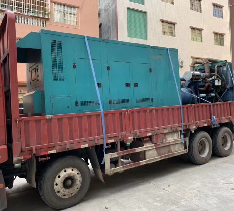 新巴尔虎右如何在不同负载率下确保 400KW 柴油发电机组的正常运行？